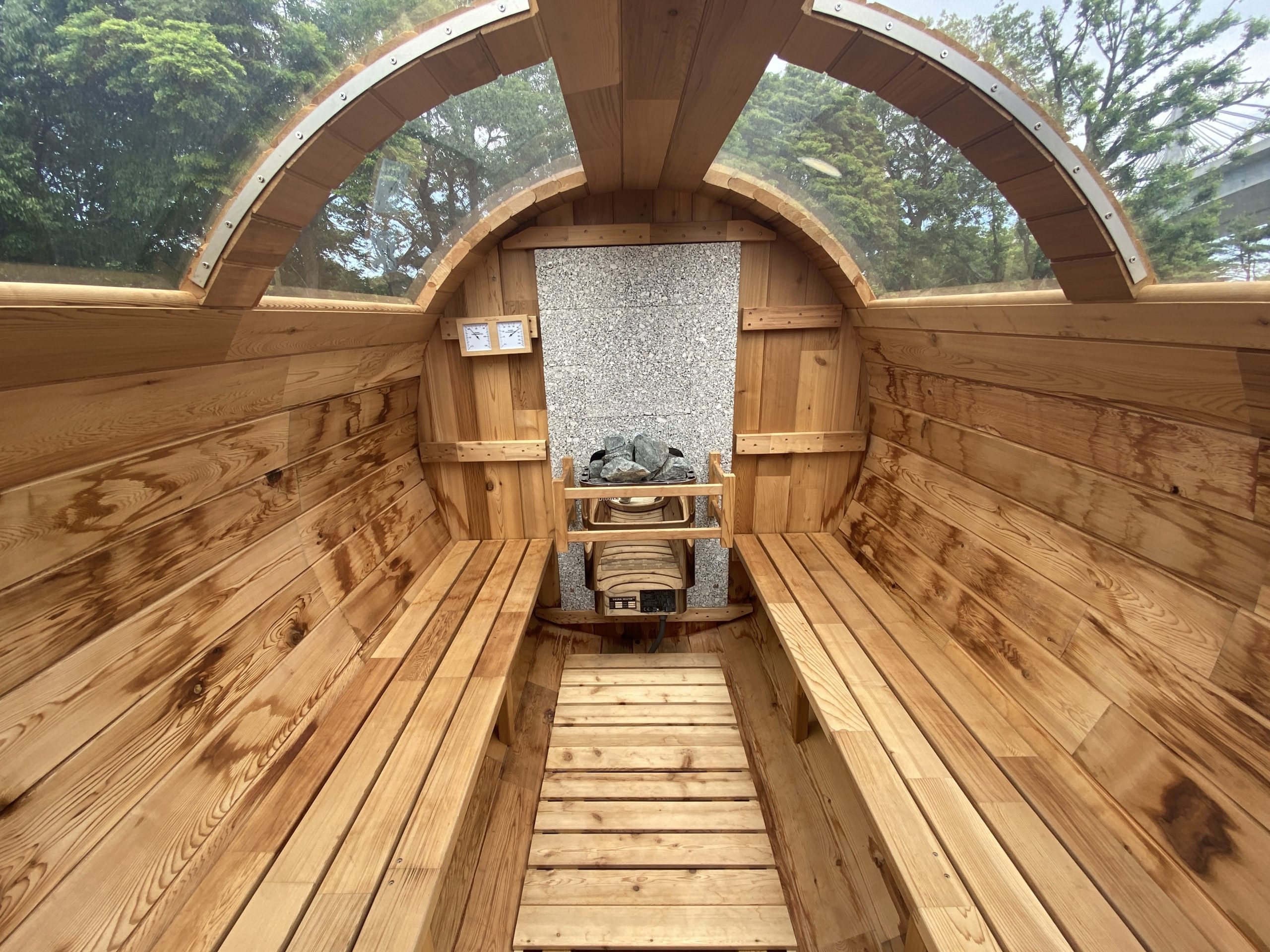 サウナ - FREE AND EASY CAMP RESORT